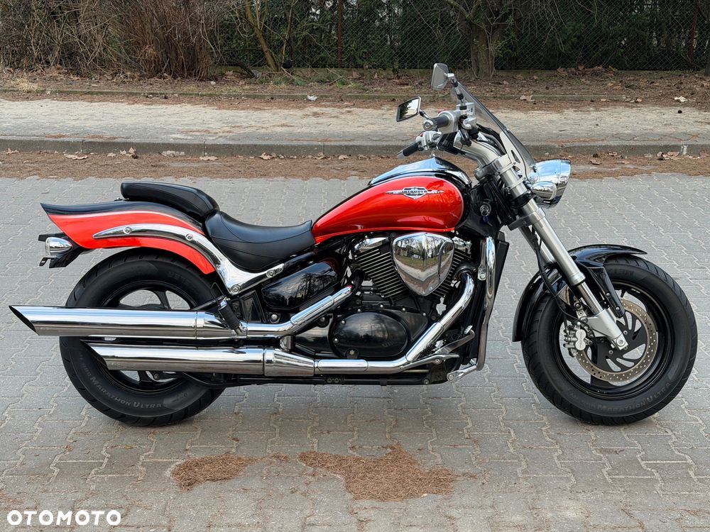 Suzuki Intruder - 2