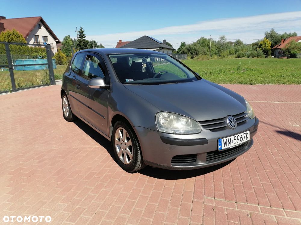 Volkswagen Golf - 1