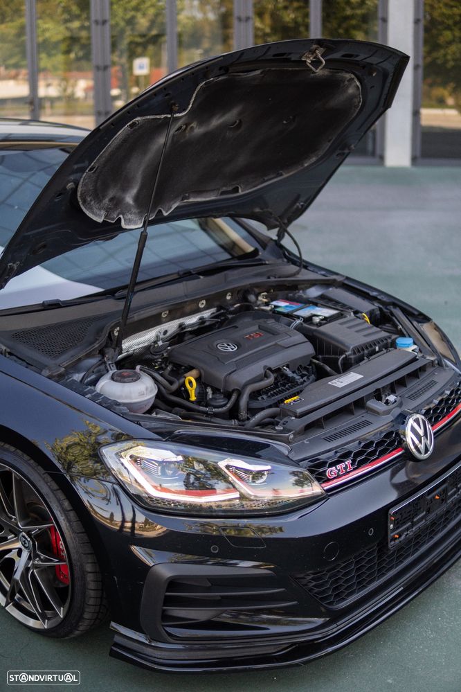VW Golf 2.0 TSI GTI DSG Performance - 19