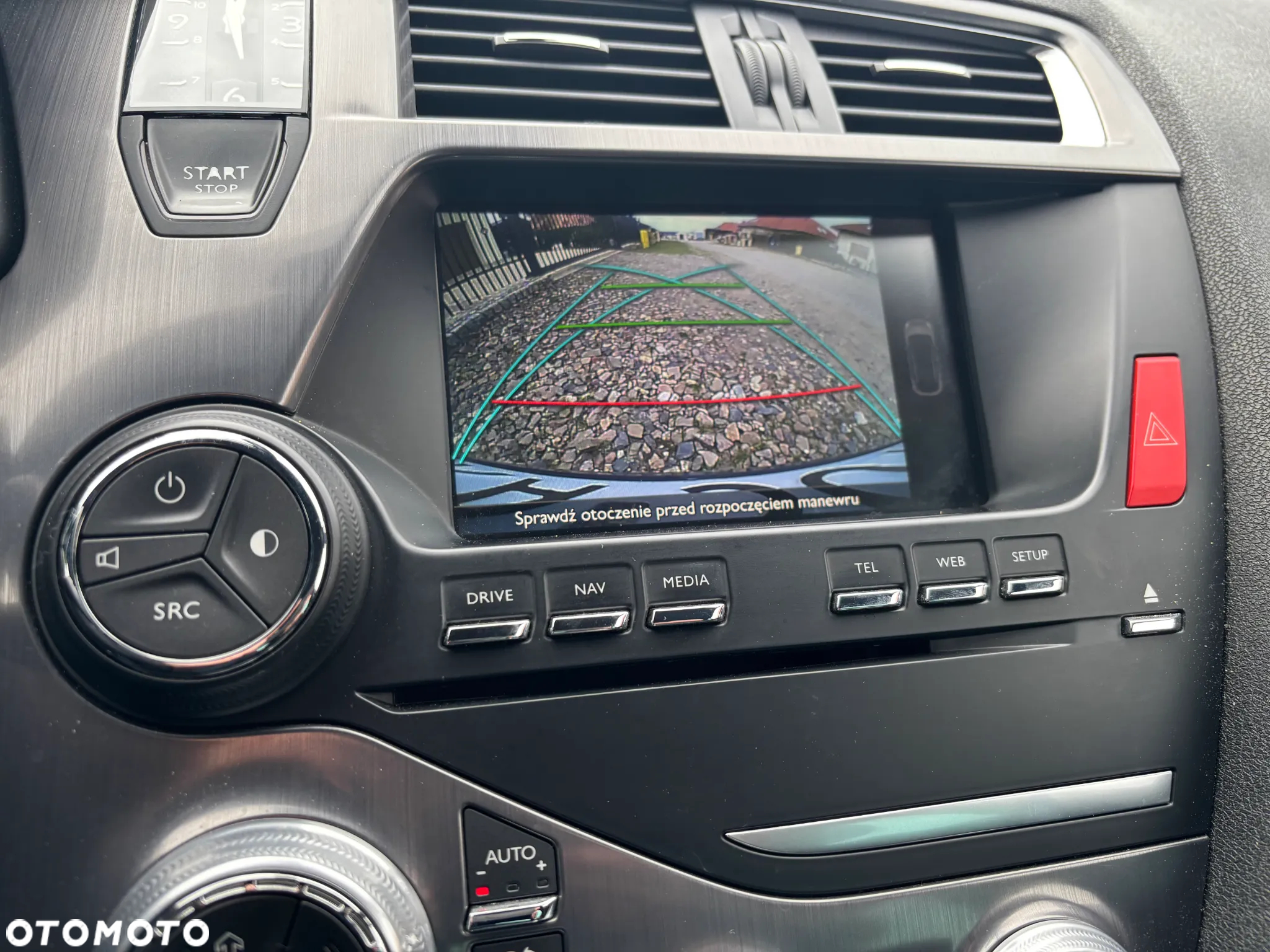 DS Automobiles DS 5 - 12
