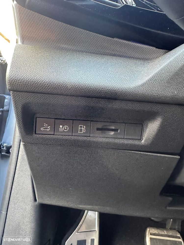Peugeot 408 1.6 Hybrid GT e-DCS7 - 27