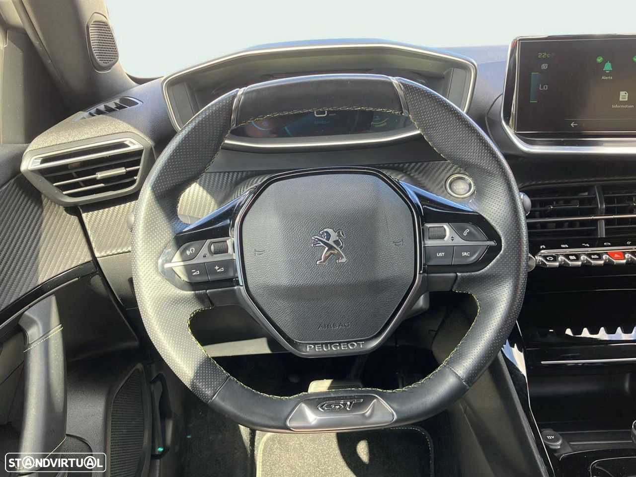Peugeot e-2008 50 kWh GT - 11