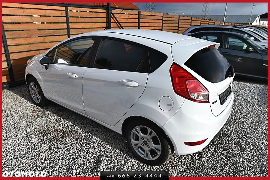 Ford Fiesta 1.0 EcoBoost Titanium - 10