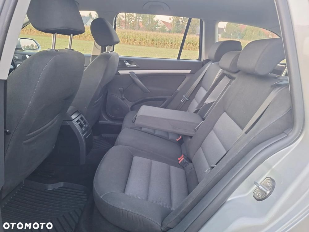 Skoda Octavia 1.6 Elegance - 10