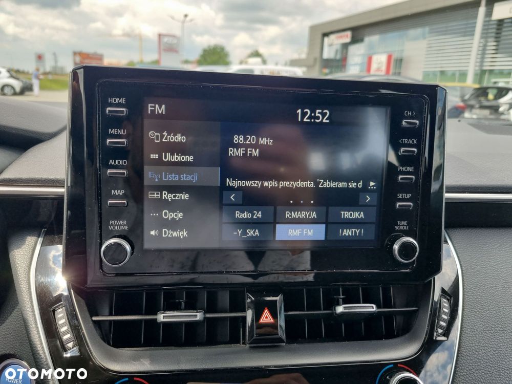 Toyota Corolla 2.0 Hybrid Comfort - 16