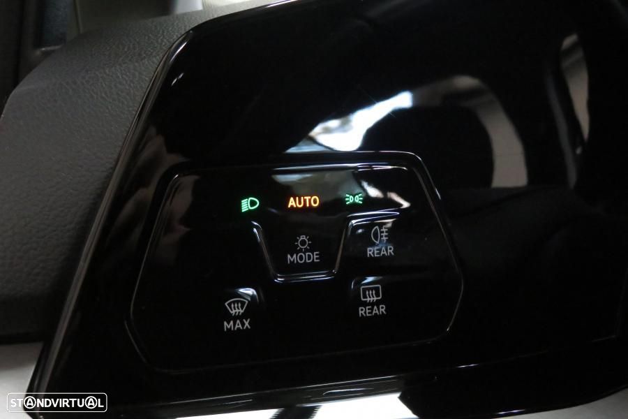 VW Golf 1.0 TSI Life - 21