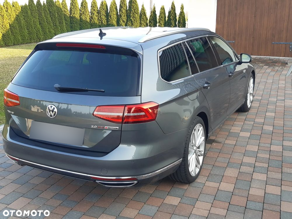 Volkswagen Passat - 26