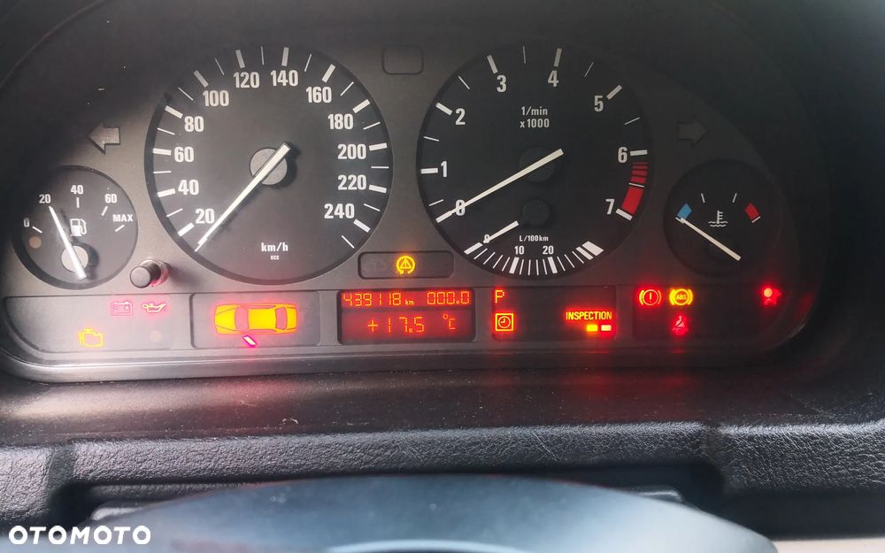 BMW X5 3.0 i - 11