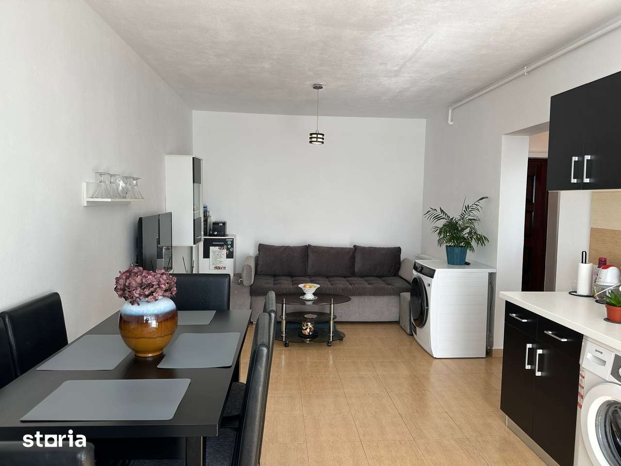 Apartament 2 camere, zona Subcetate, etaj 3 — fotografia 3