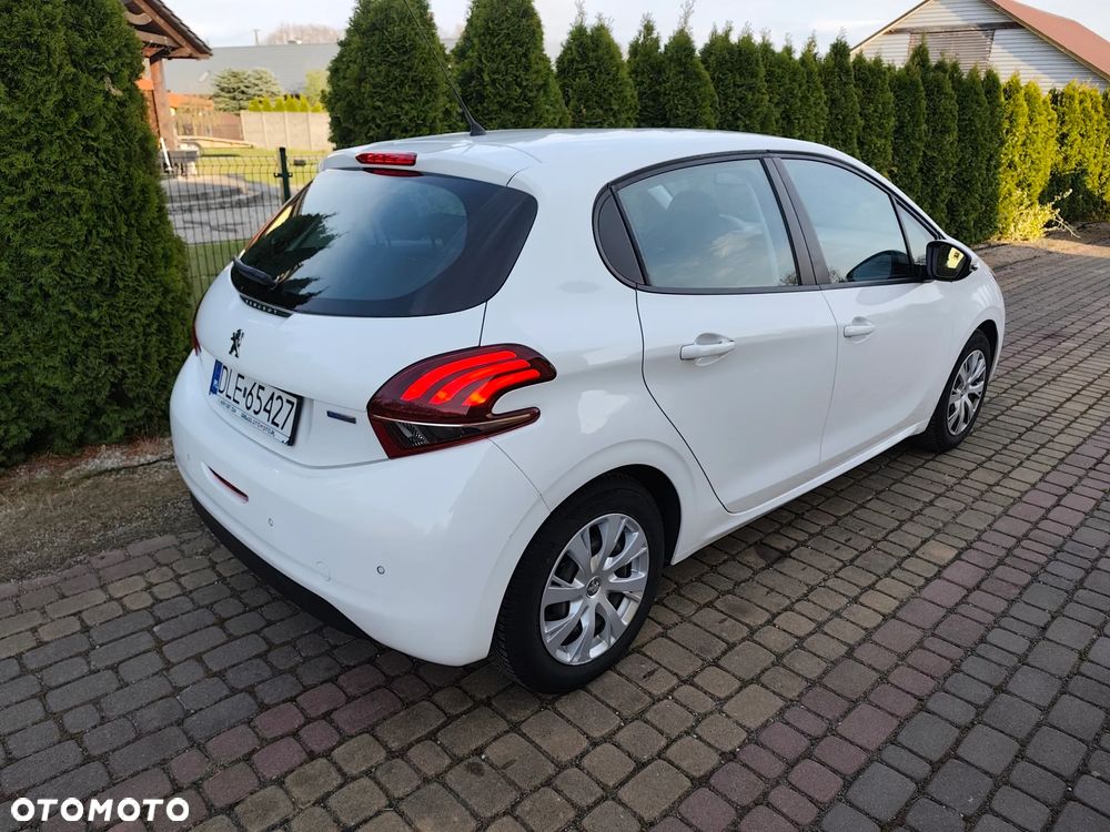Peugeot 208 PureTech 82 Active - 5