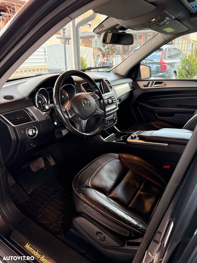 Mercedes-Benz ML - 13