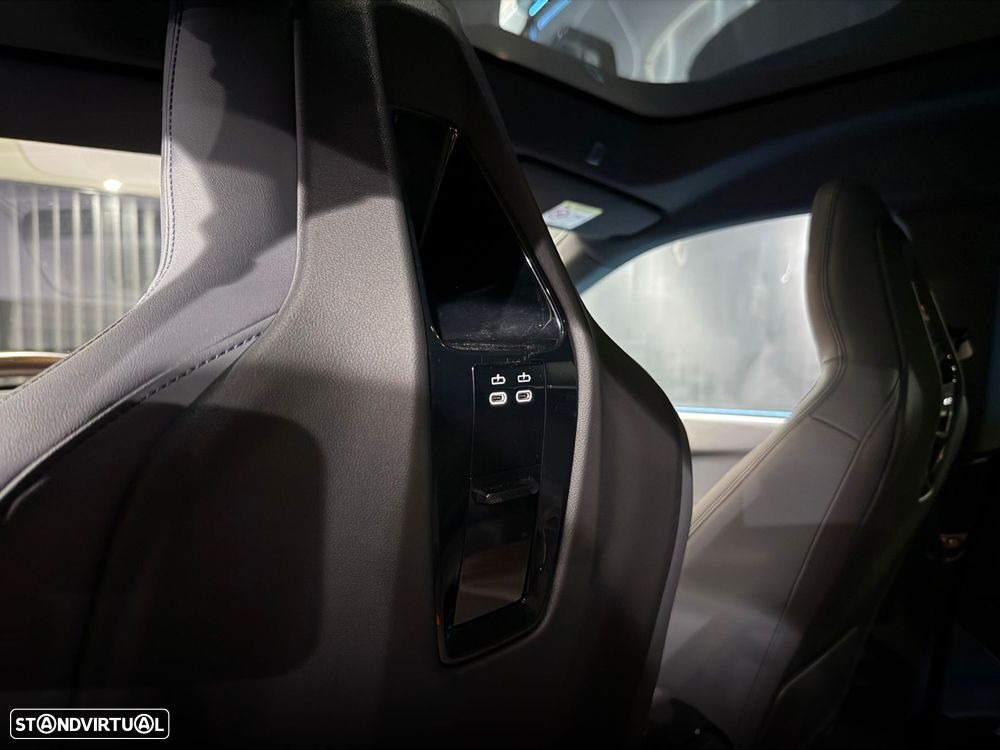 BMW iX xDrive 40 - 41