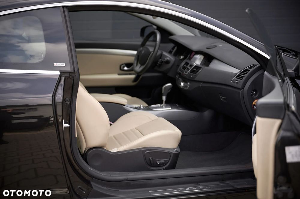 Renault Laguna 3.5 V6 Initiale - 27