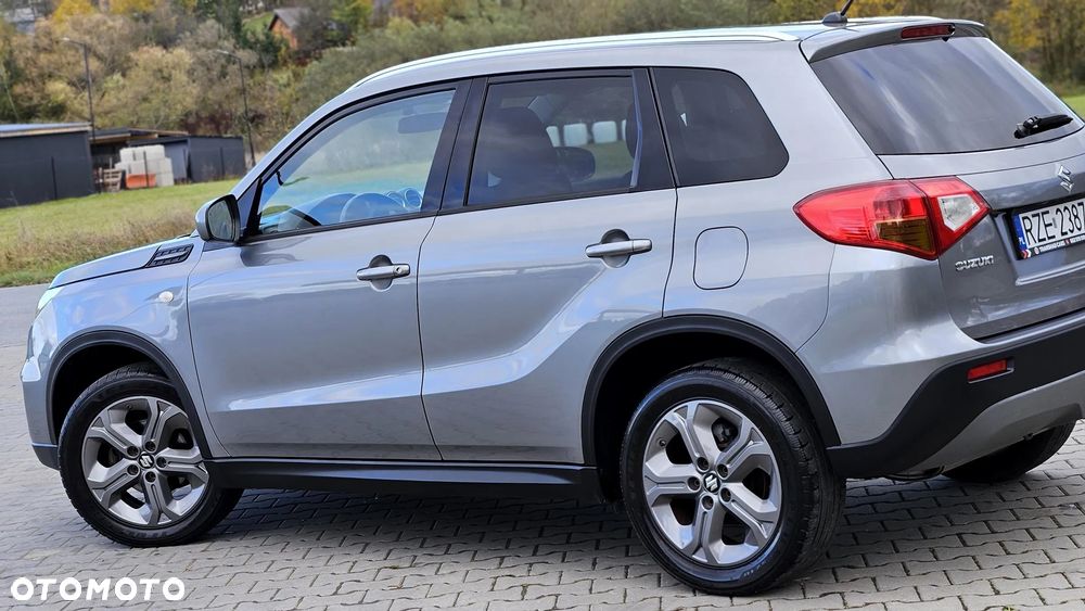 Suzuki Vitara 1.6 (4x4) Allgrip Comfort+ - 19