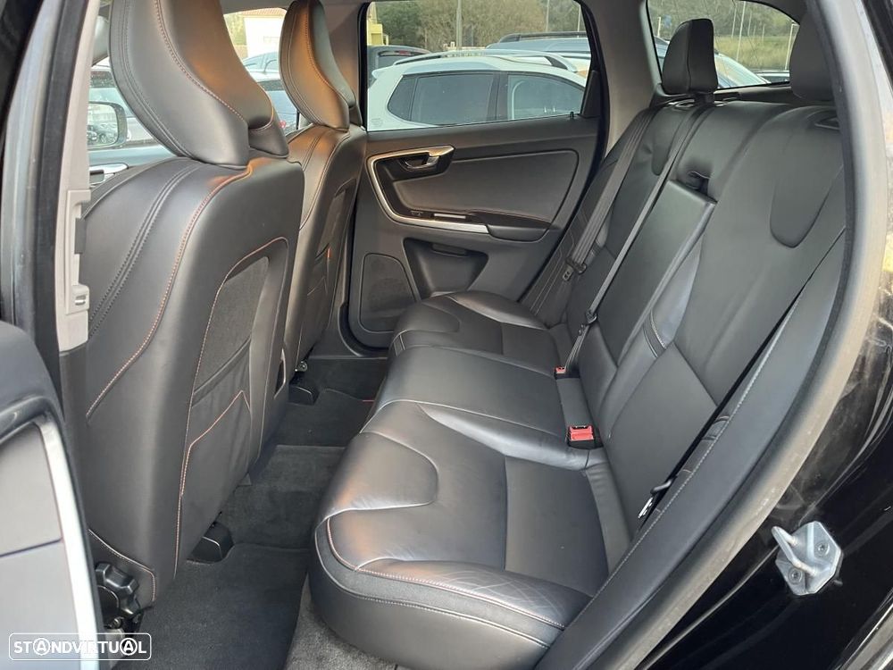 Volvo XC 60 D4 Ocean Race - 12