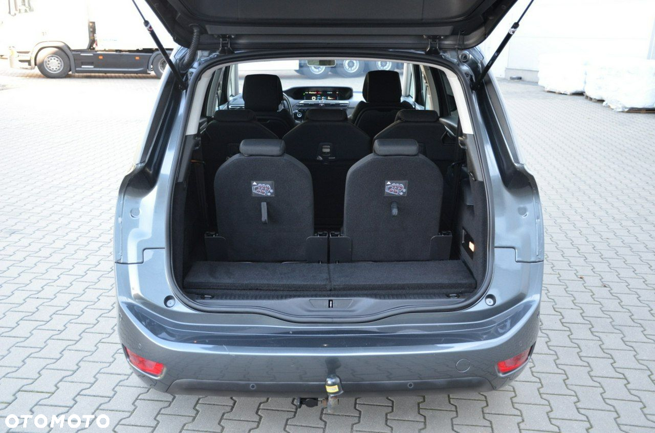 Citroën C4 Grand Picasso - 8