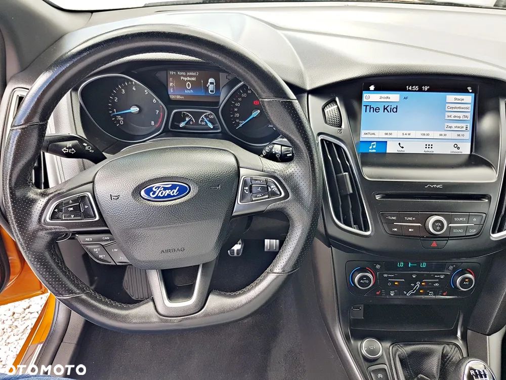 Ford Focus 1.0 EcoBoost Start-Stopp-System ST-LINE - 16