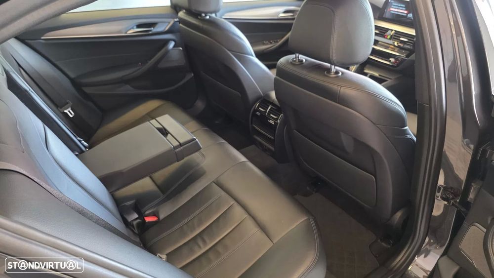 BMW 530 e iPerformance Pack M - 54