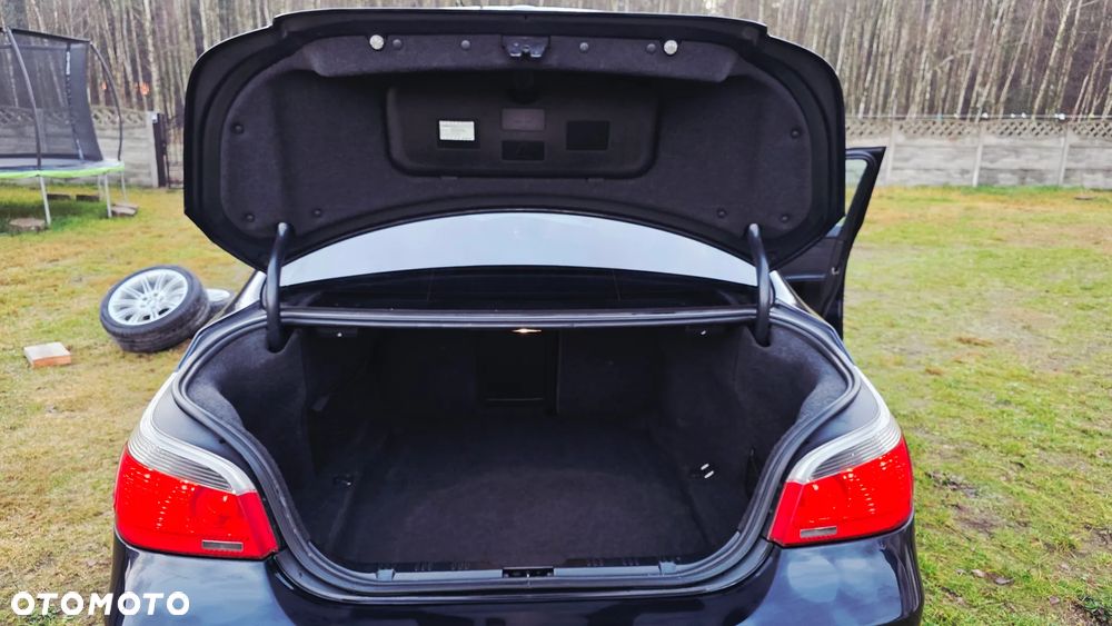 BMW Seria 5 530d - 29