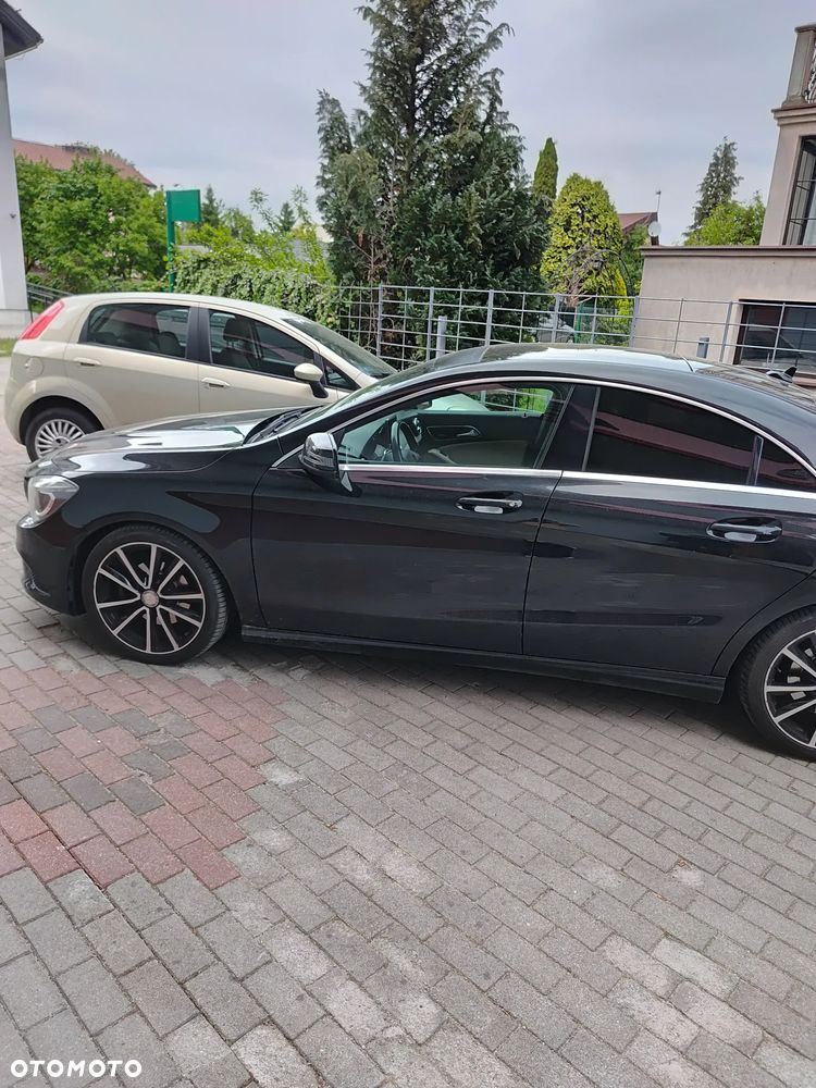 Mercedes-Benz CLA - 4