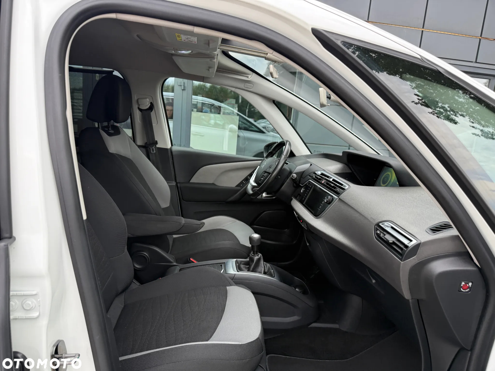 Citroën C4 Picasso 1.6 HDi Attraction - 27