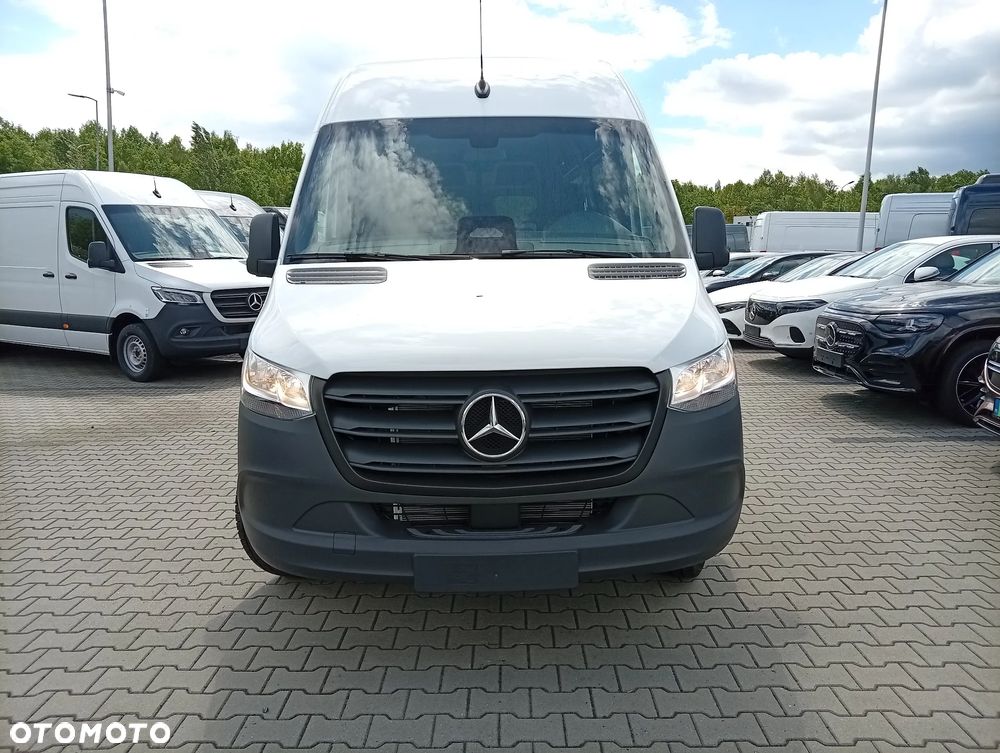 Mercedes-Benz Sprinter - 3