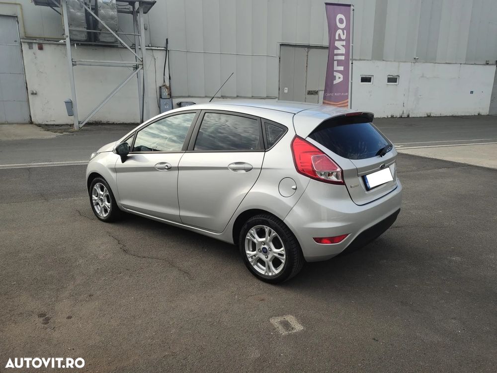 Ford Fiesta - 5