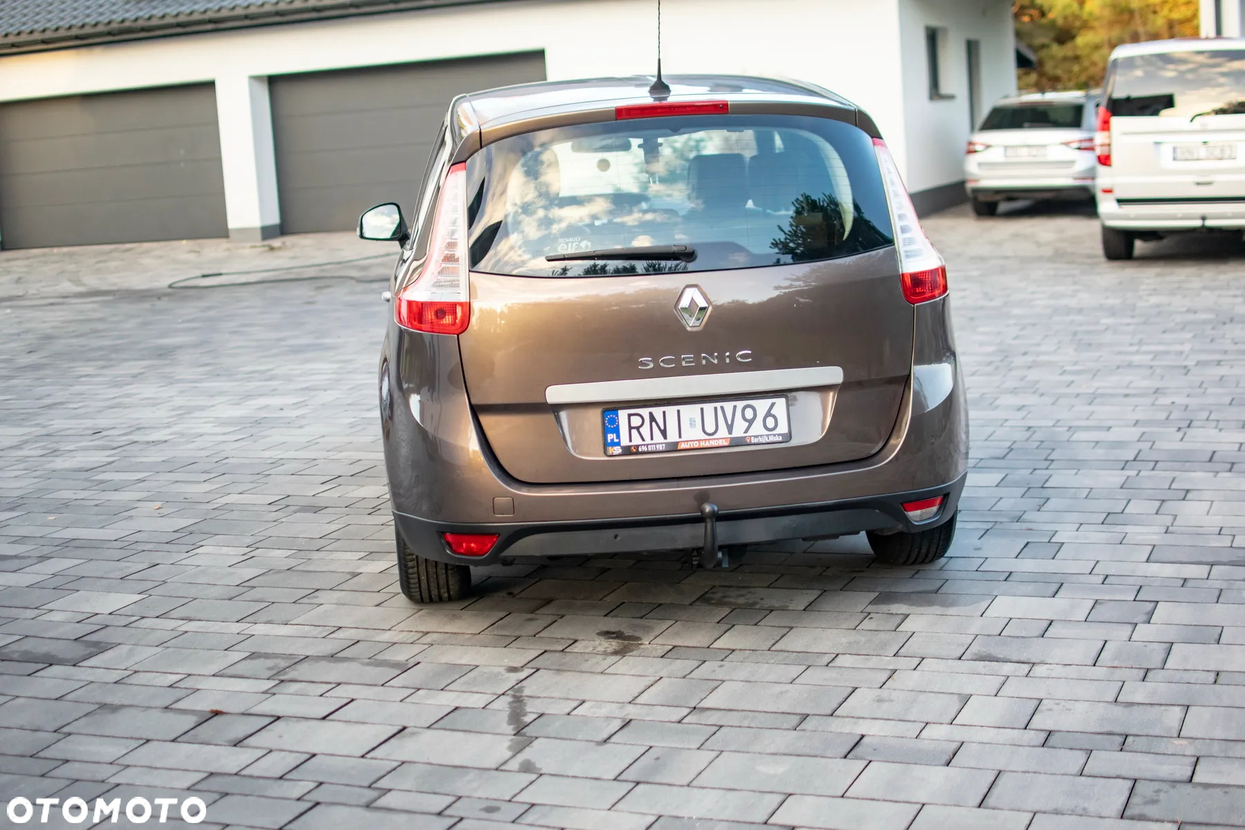 Renault Grand Scenic - 18