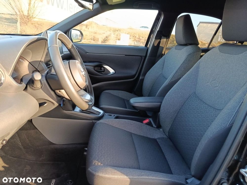 Toyota Yaris Cross Hybrid 1.5 Comfort - 15