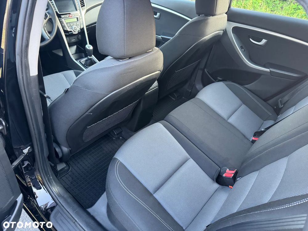 Hyundai i30 1.6 Fifa World Cup Edition - 21