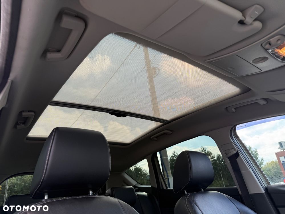 Ford Kuga 2.0 TDCi 4x4 Titanium - 23