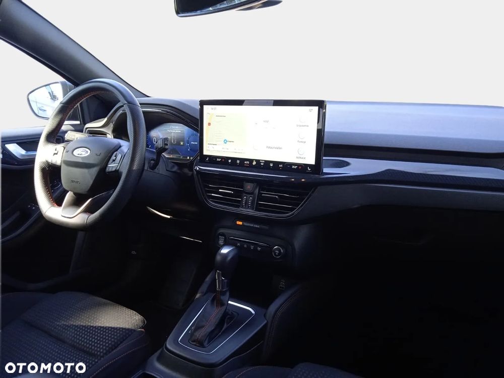 Ford Focus 1.0 EcoBoost mHEV ST-Line X - 37