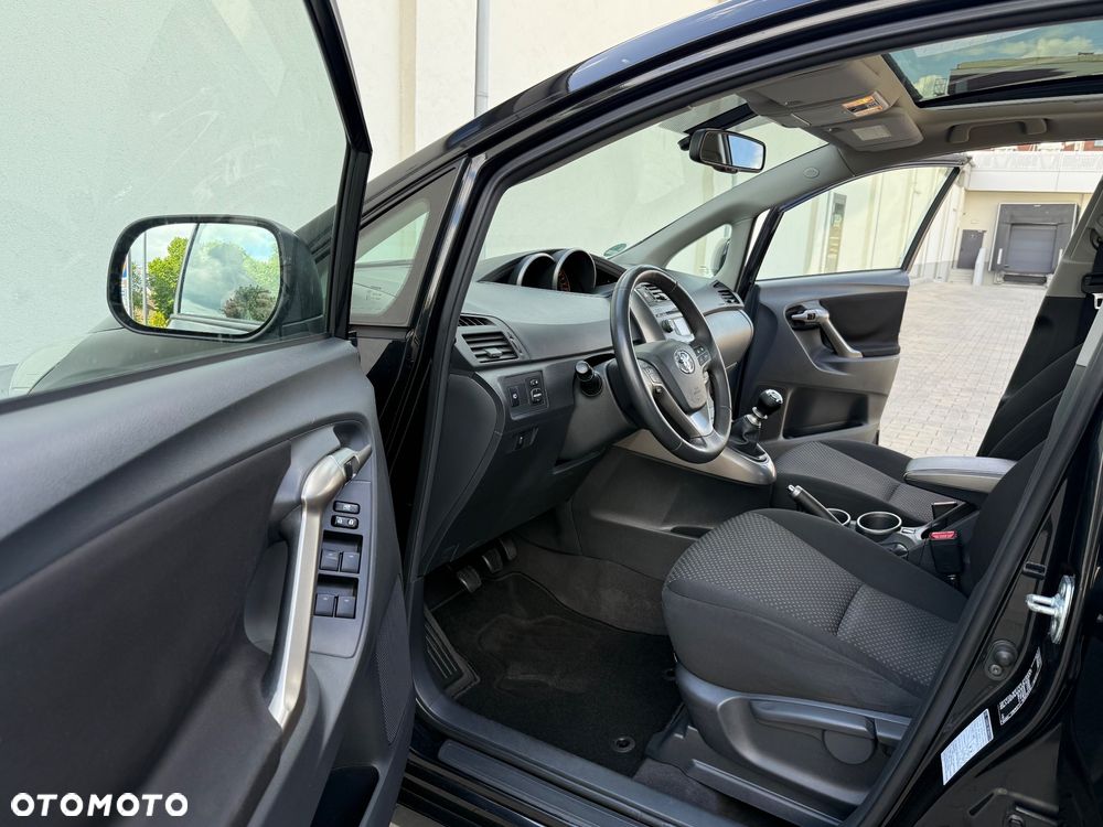 Toyota Verso 1.8 7-Sitzer Executive - 9