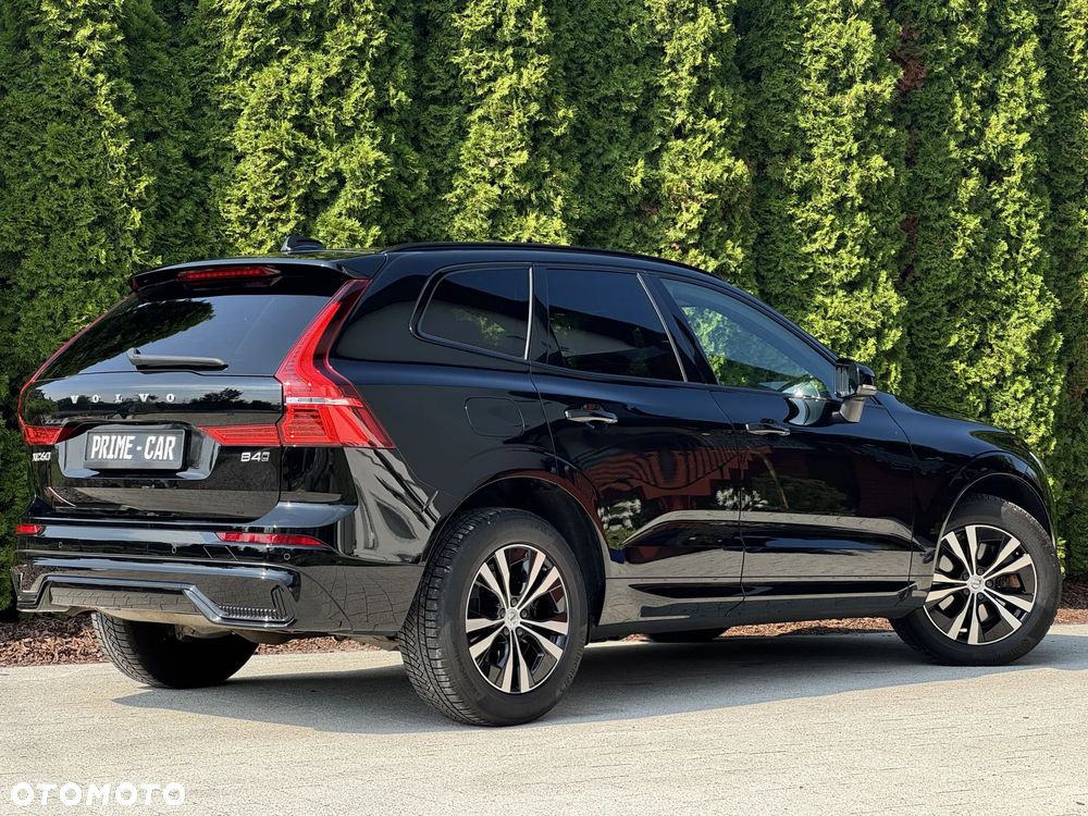 Volvo XC 60 B4 D AWD Plus Dark - 7