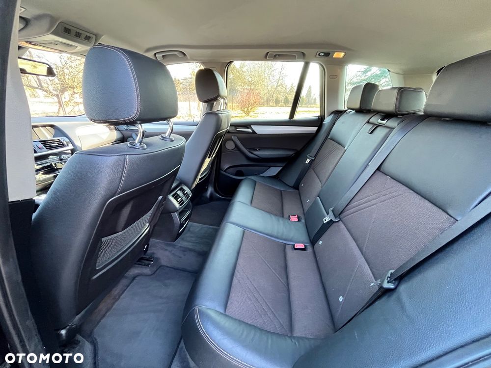 BMW X3 sDrive18d xLine - 13
