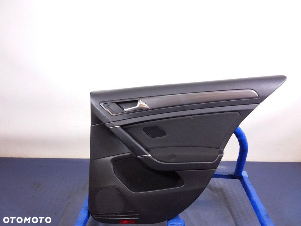 VW GOLF VII HB TAPICERKA BOCZEK DRZWI TYŁ PRAWY - 1