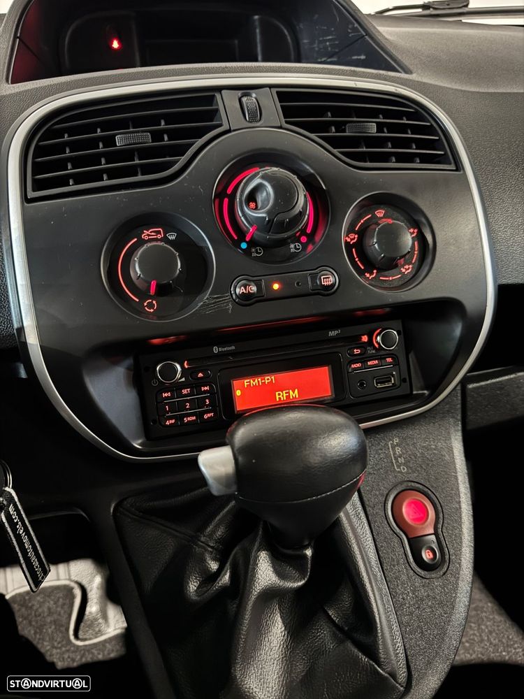 Renault Kangoo Maxi Z.E. 33 - 14