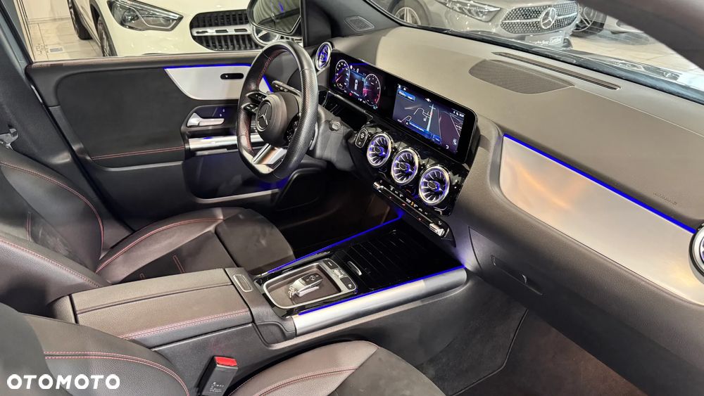 Mercedes-Benz Klasa B 220 4-Matic mHEV AMG Line 8G-DCT - 27