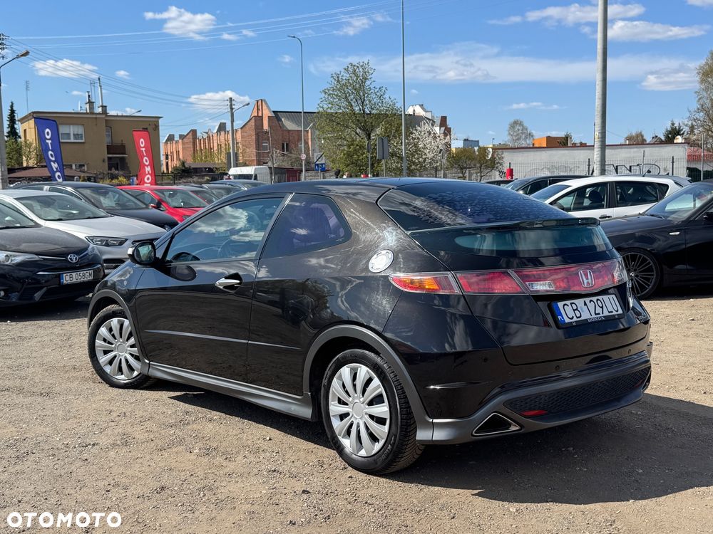 Honda Civic 2.2i-CTDi TypeS - 12