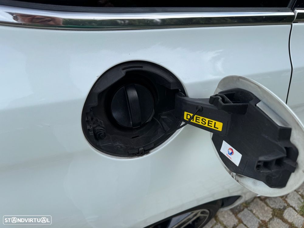 Peugeot 308 SW - 17
