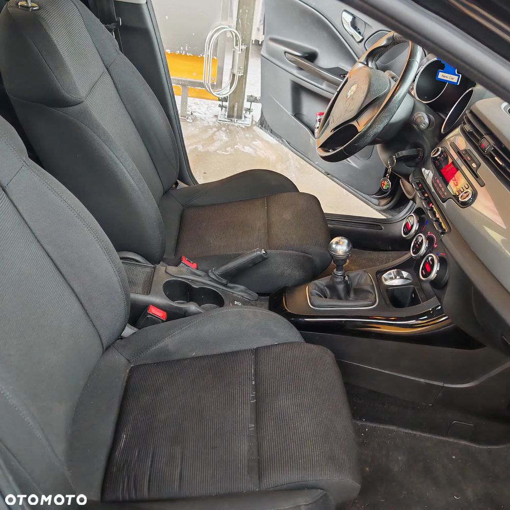 Alfa Romeo Giulietta - 7