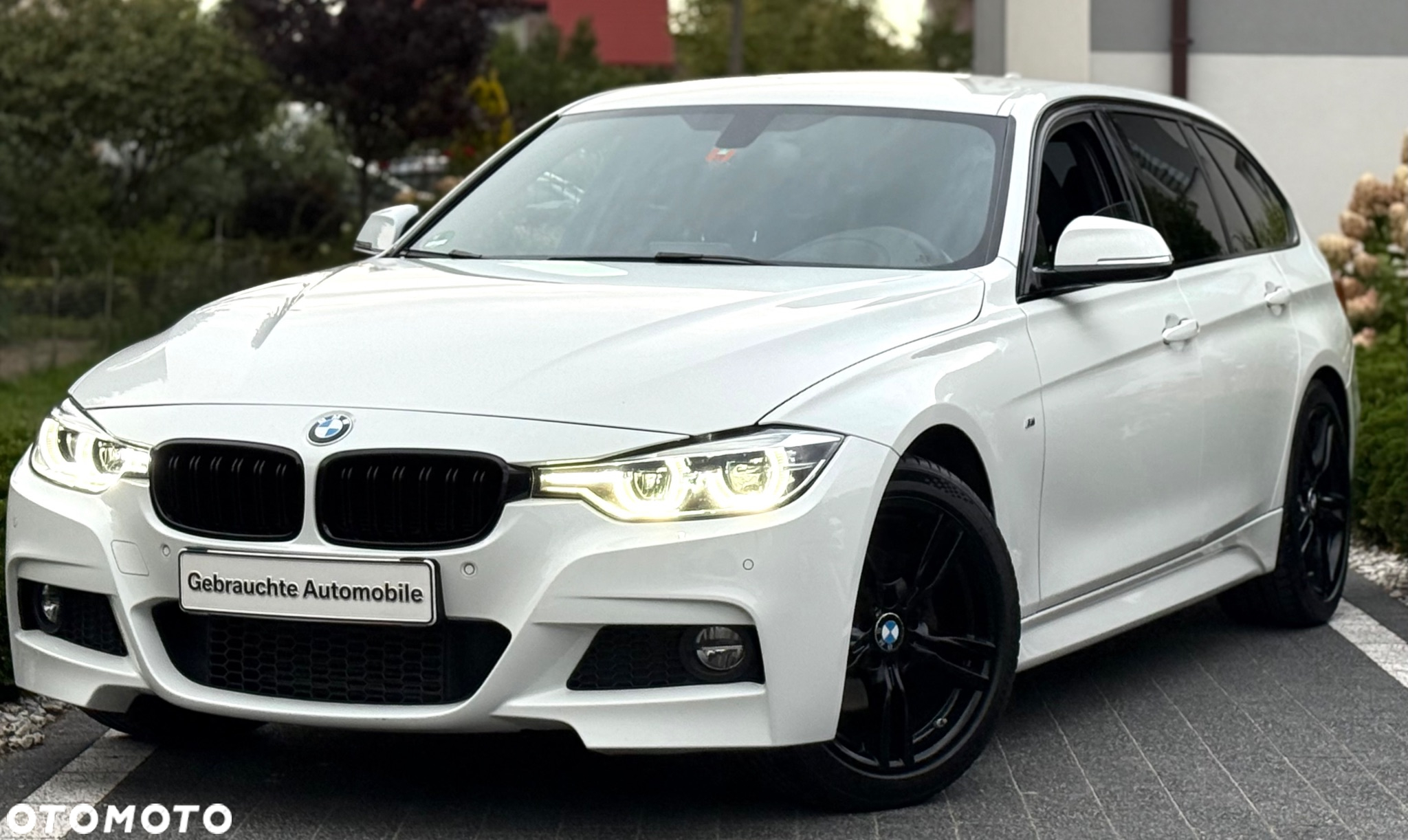 BMW Seria 3 320d Touring M Sport - 36