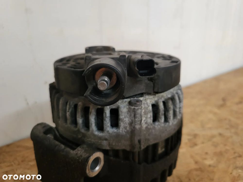 Alternator Peugeot 3008 1.6 THP - 4