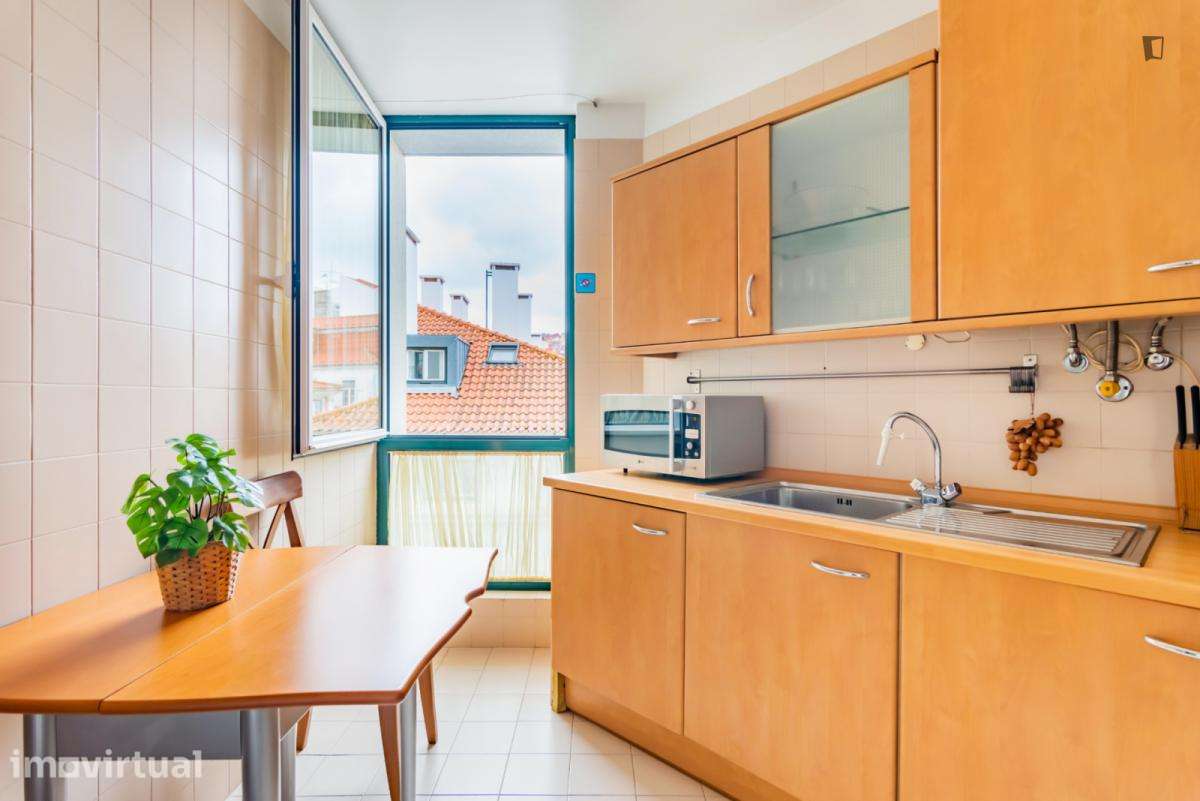 Apartamento com 1 quartos - localizado em São Bento Lisbon - Grande imagem: 4/30