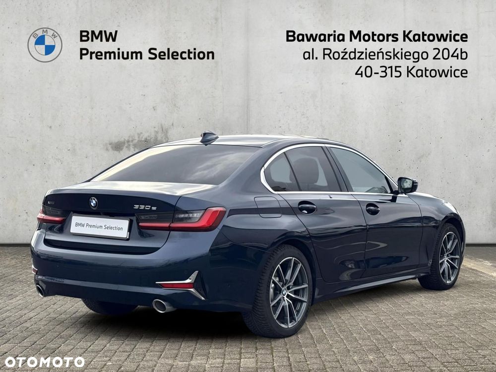 BMW Seria 3 330e Luxury Line - 2