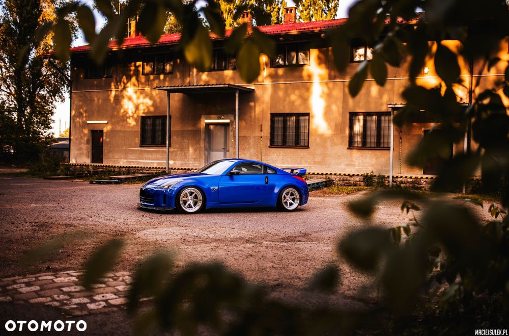 Nissan 350 Z Premium Pack - 18
