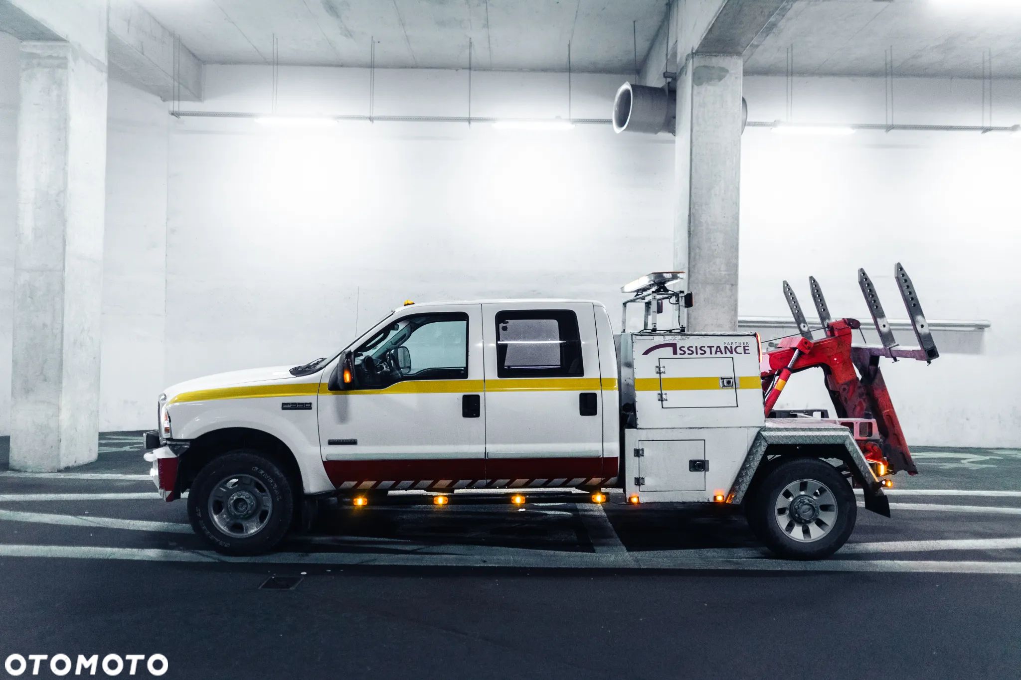 Ford F350 - 1