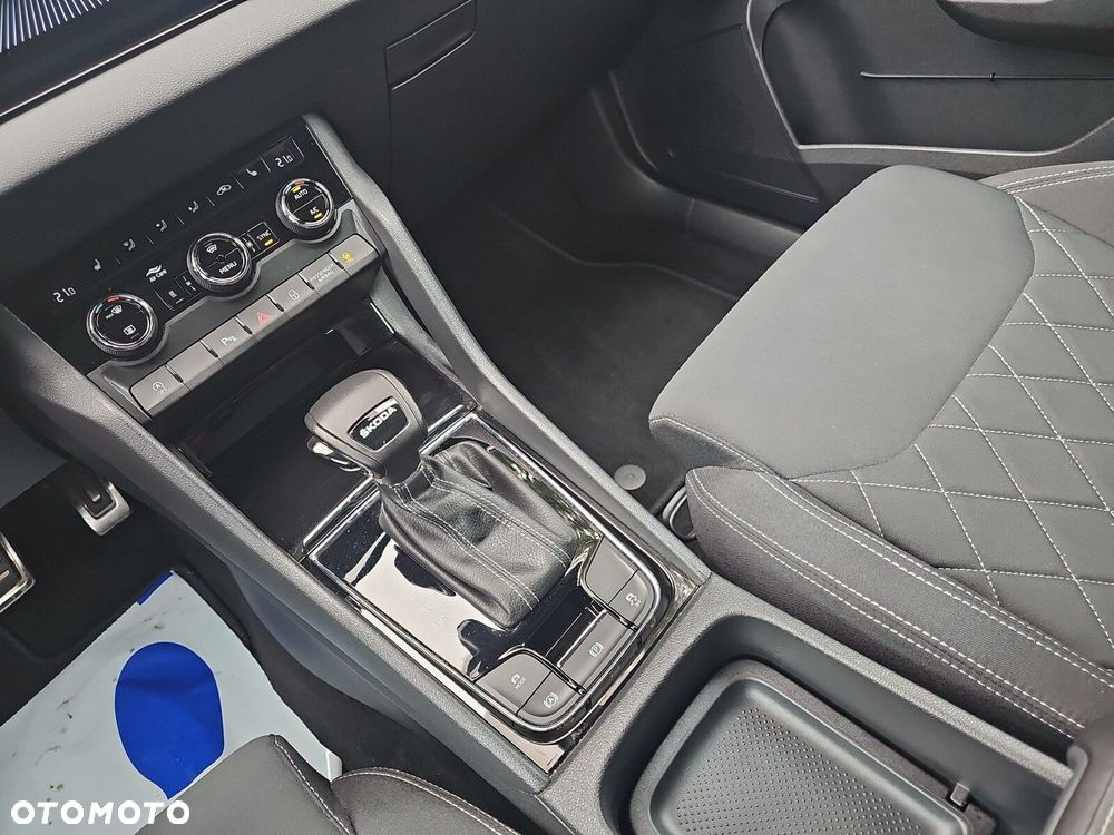 Skoda Karoq 1.5 TSI ACT Sportline DSG - 23