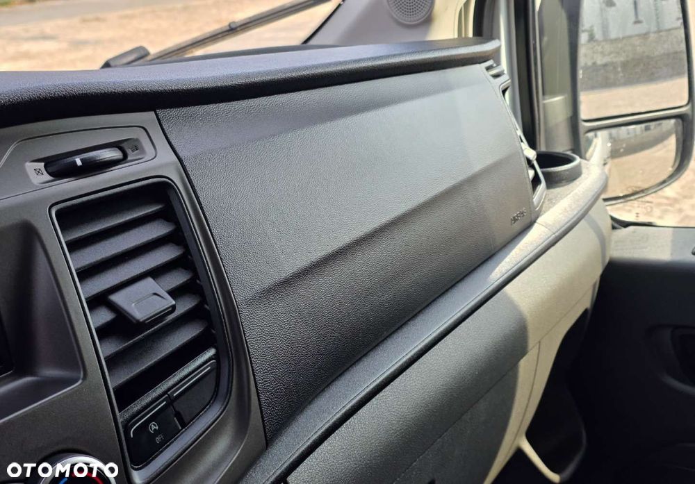 Ford Transit - 16