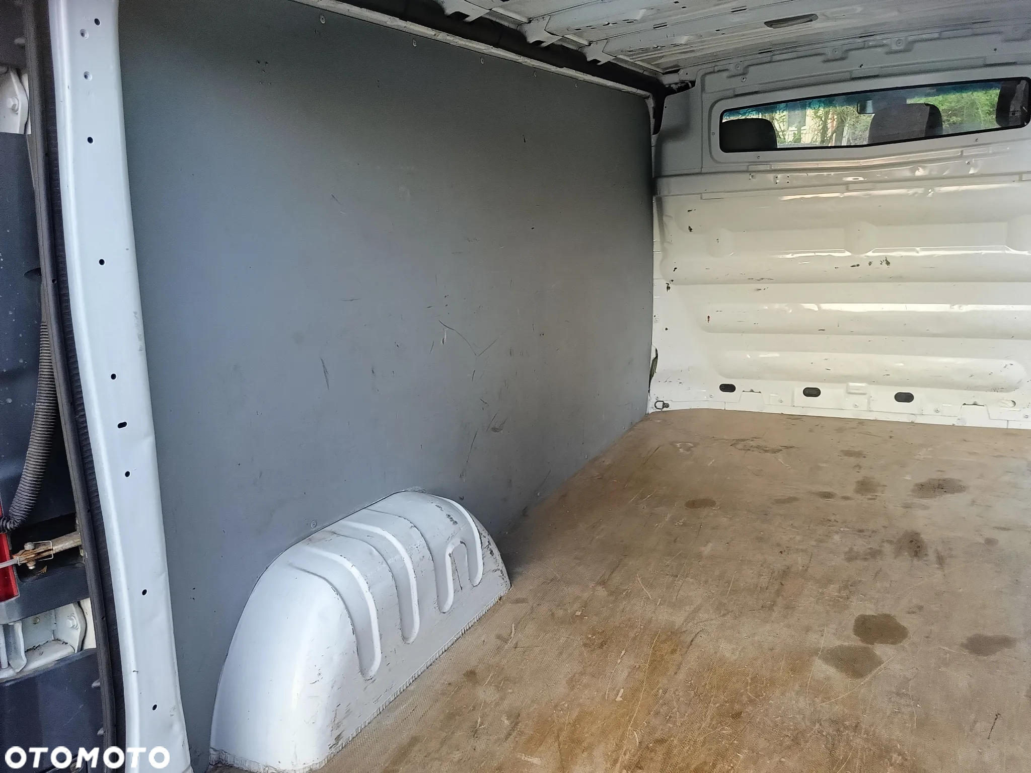 Opel VIVARO - 14